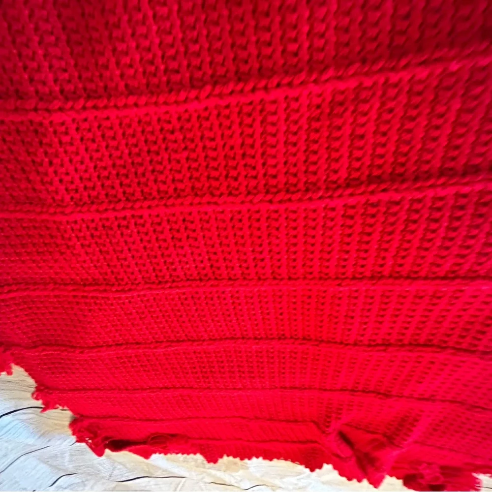 Handmade Bright‎ Red Throw Blanket with Tassels